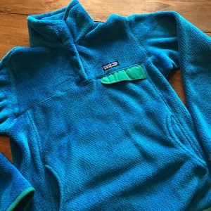 Patagonia Blue Pullover + buttons.